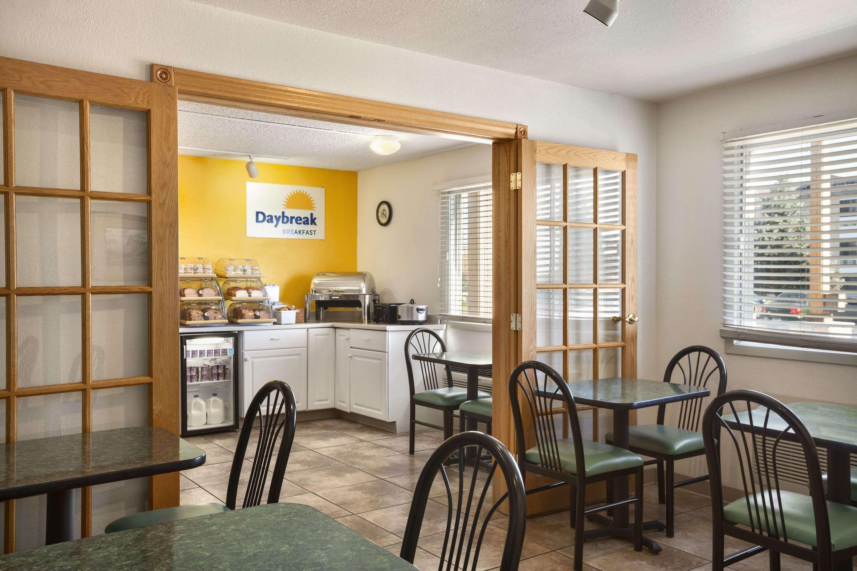 Days Inn By Wyndham Billings Exteriér fotografie