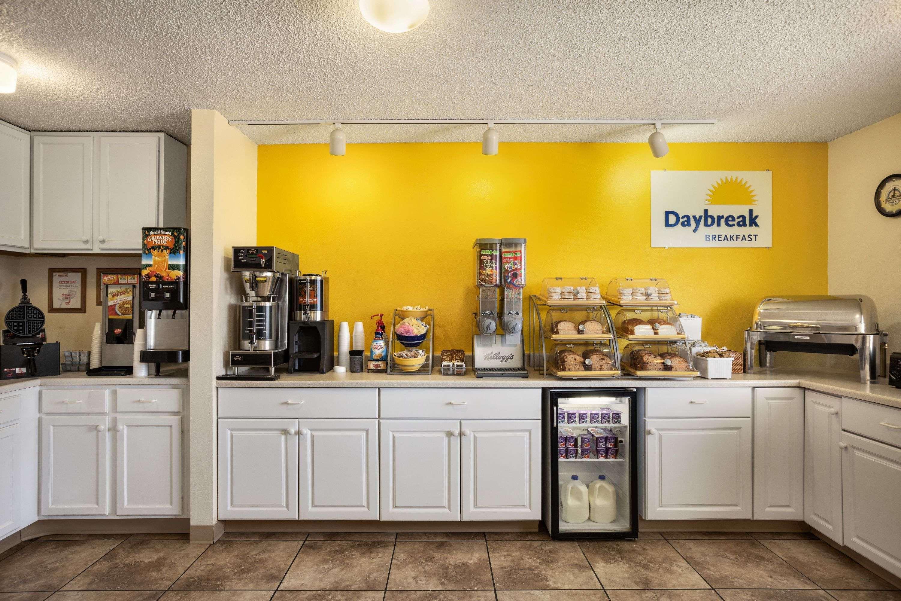 Days Inn By Wyndham Billings Exteriér fotografie